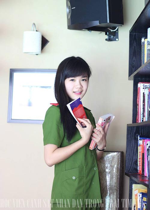 Em sẽ tập yêu anh, chàng Cảnh Sát ạ